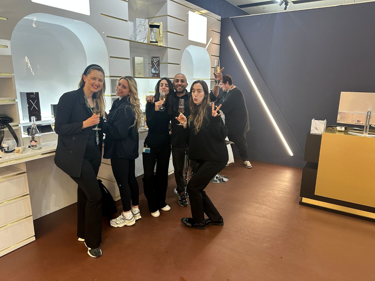 Boutique Vienna cosmetics and beauty retail experience — Avologi feature